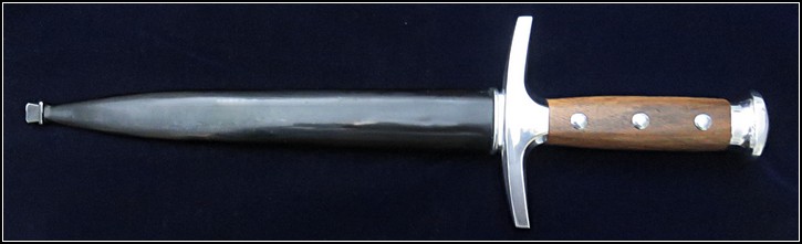 lsener-in-scabbard
